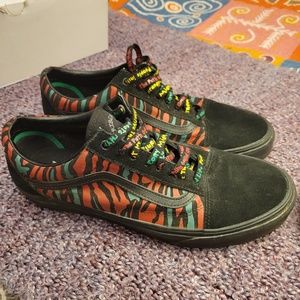 Vans x A Tribe Called Quest Old Skool Shoes Multicolor Men’s Size 11.5